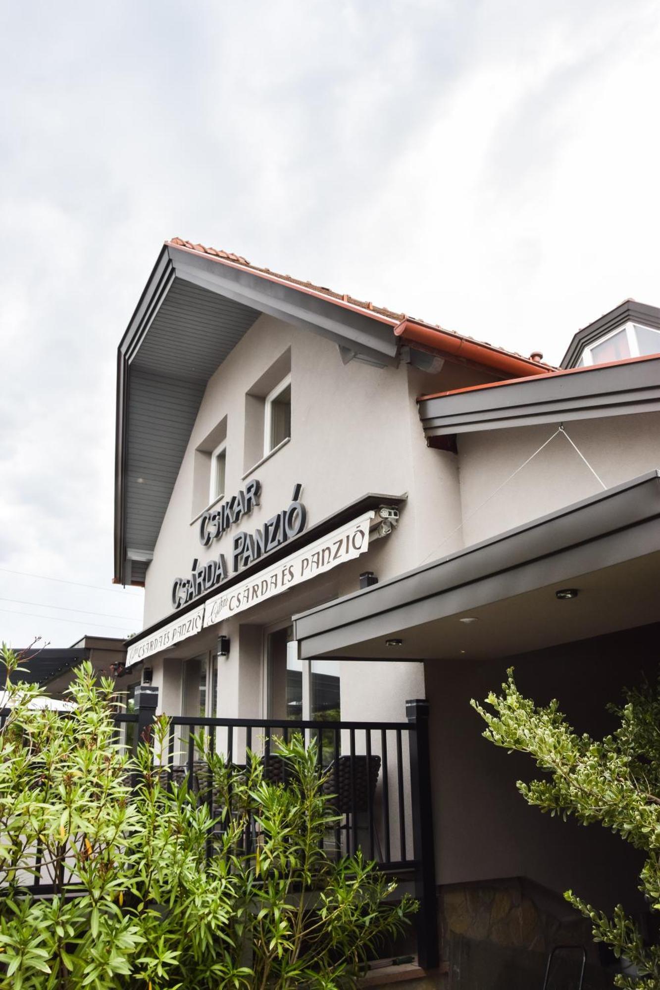 Hotel Csikar Csárda és Panzió Kőszeg Esterno foto